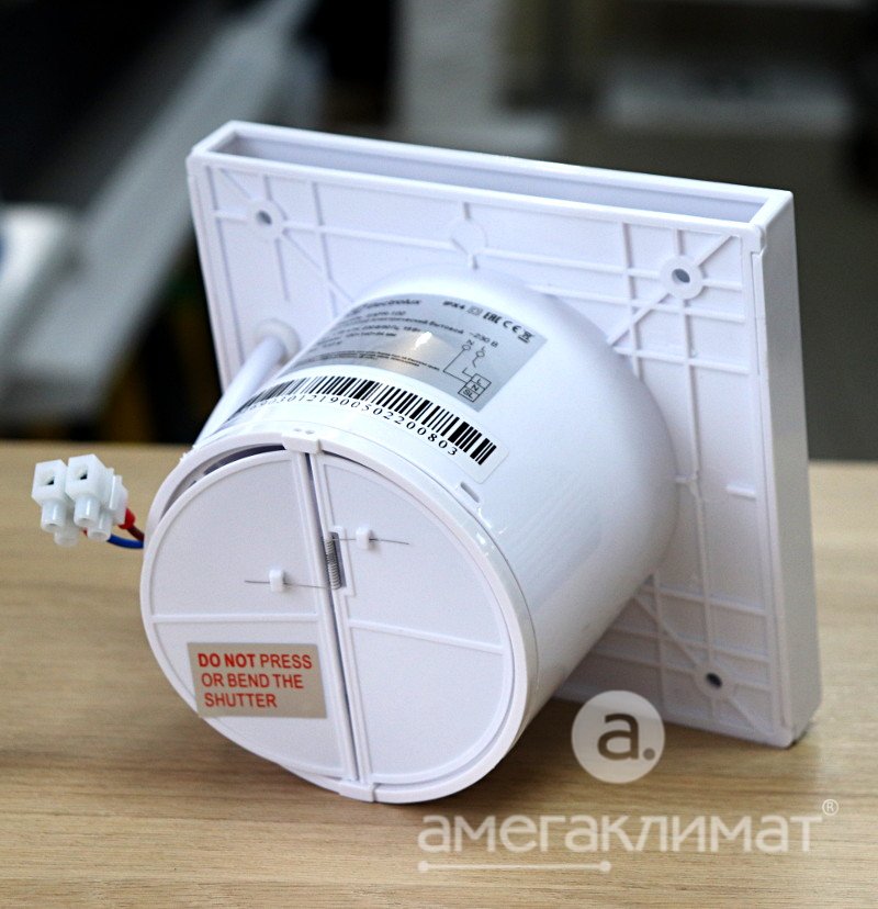 Вытяжной вентилятор Electrolux EAFR-100 beige бежевый, с обратным клапаном 